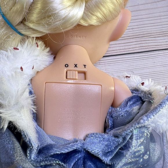 Disney Princess Frozen Elsa Toddler Doll 13” Glitter Dress Lights & Sounds Works - Picture 9 of 12